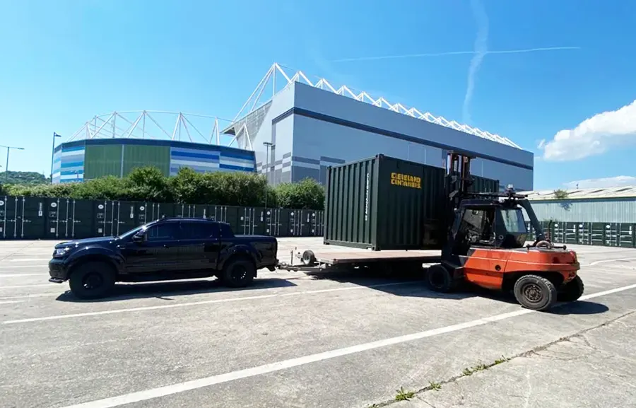Mobile Self Storage — PinkStorage